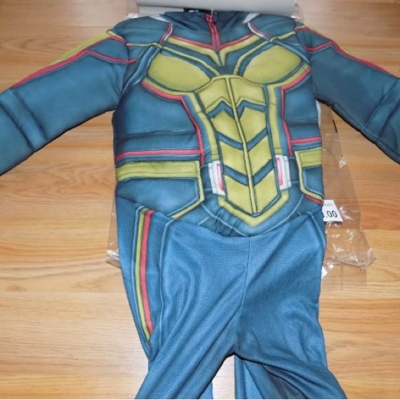 Size Large 12-14 Marvel Ant-Man and The Wasp "WASP" Halloween Costume with Wings - Picture 6 of 6